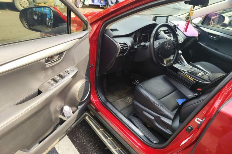 Used Lexus NX 2017 200 Front-Wheel-Drive X-Trail SE Edition