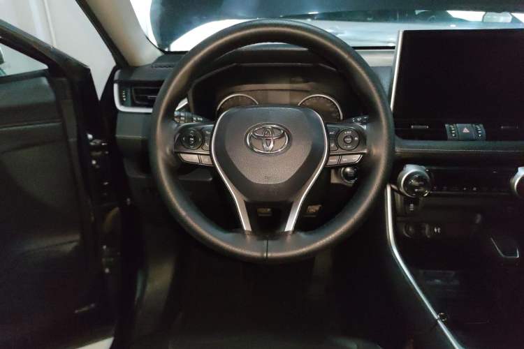 Used Toyota Wildlander 2021 2.0L CVT Two-Wheel Drive Luxury Edition
