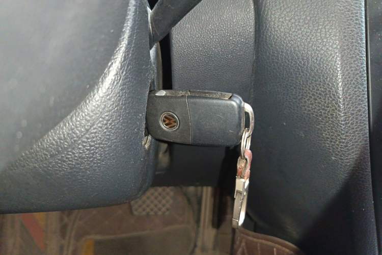 Used Volkswagen Sagitar 2012 1.4TSI Automatic Luxury Edition Vehicle Key