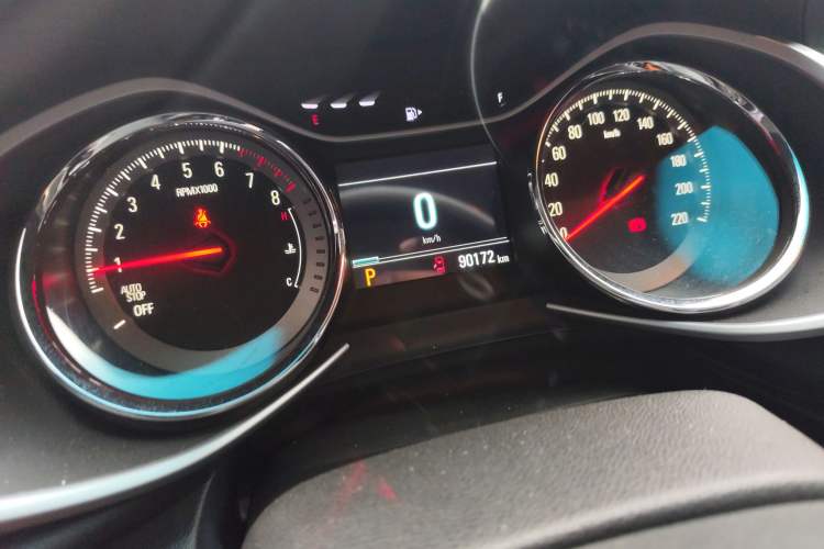 Used Chevrolet Orlando 2019 Redline 530T Automatic Enjoyment Version (5+2 Seating) China VI
