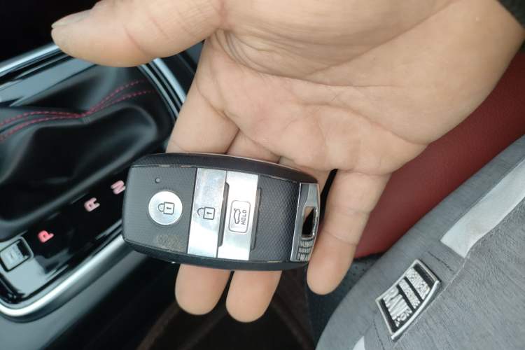 Used Kia KX Cross 2017 1.4L AT GLS Vehicle Key