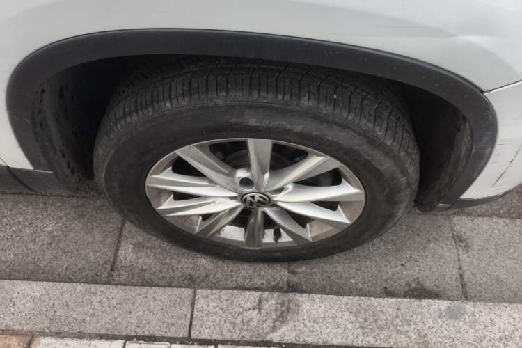 Used Volkswagen Tiguan 2016 280TSI Automatic Two-Wheel-Drive Silk Road Style Edition