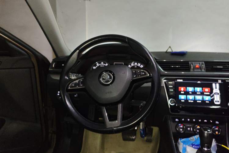 Used Skoda Superb 2016 TSI280 DSG Innovation Edition
