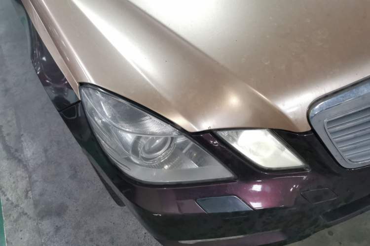 Used Mercedes-Benz E-Class 2010 E 300 L Fashion Model
