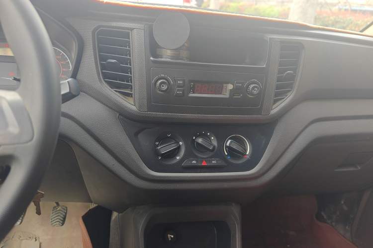Used Wuling Hongguang V 2021 1.5L Jingqu Version LAR