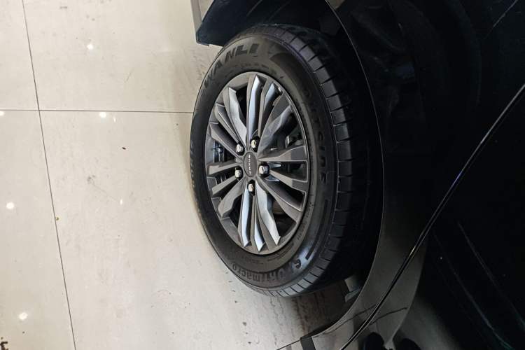 Used SAIC MAXUS Dajia 5 2024 1.3T PLUG-IN Enjoyment Edition 7-Seater
