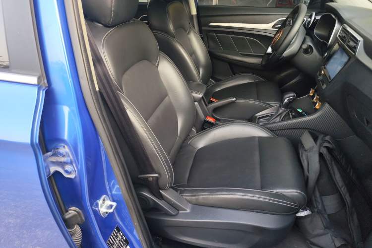 Used MG ZS 2017 1.5L Automatic Luxury Edition
