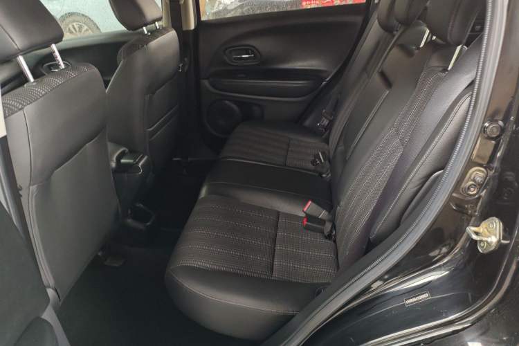 Used Honda Vezel 2017 1.8L CVT Front-Wheel Drive Pioneer Edition Left Rear Seat