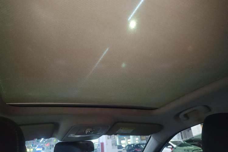 Used Roewe RX5 2020 20T Automatic Ali Smart Connectivity Beyond Intelligent Edition Headliner