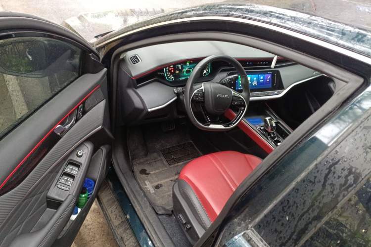 Used Dongfeng Aeolus Yixuan MAX 2021 1.5T Ultra-Stylish Trendsetter Edition
