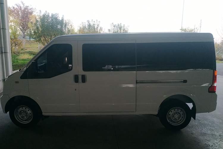 Used Dongfeng Xiaokang EC36 2018 Standard Model Starheng Battery Exterior 3