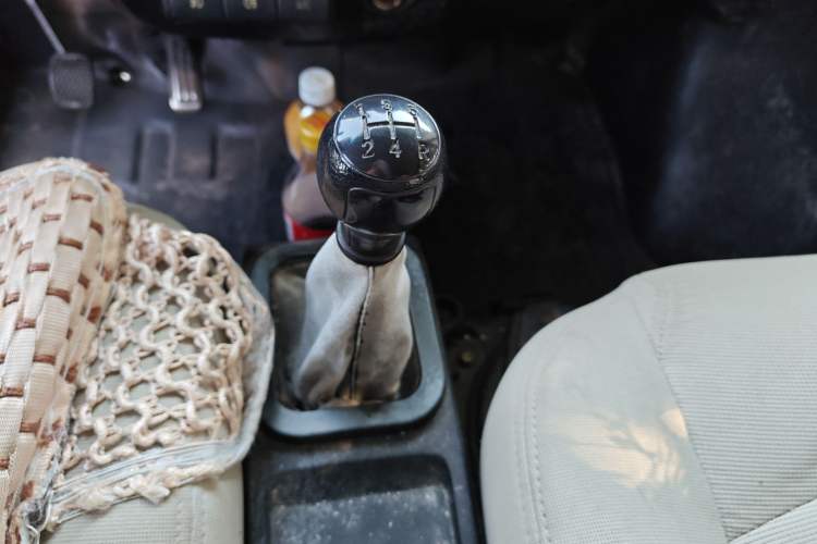 Used Dongfeng Xiaokang V27 2011 1.3L Standard Version BG13-20 Gear Lever