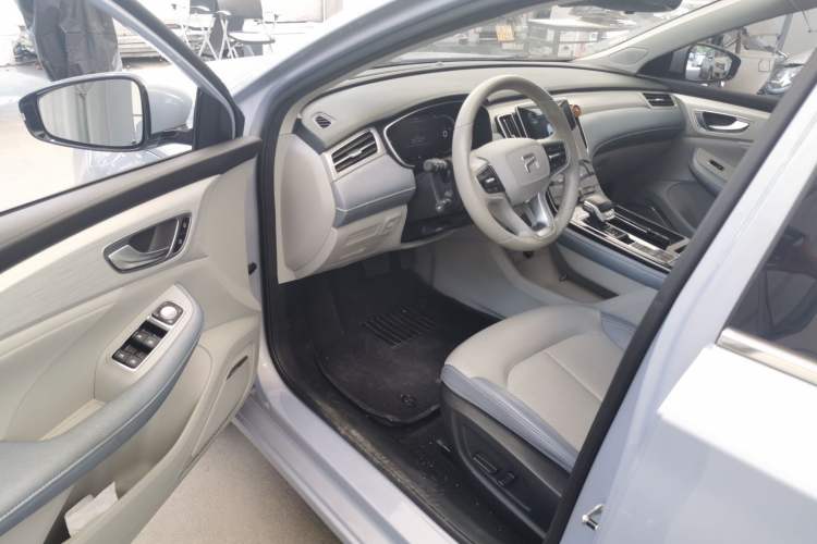 Used Rising ER6 2020 620 km Smart Edition
