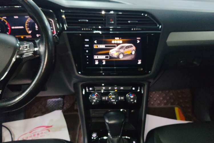 Used Volkswagen Tiguan L 2021 330TSI Automatic Two-Wheel Drive Smart Edition
