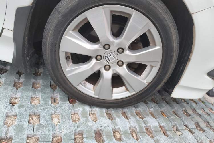 Used Honda Jade 2014 1.8L Automatic Comfort Elite Version 5 Seats