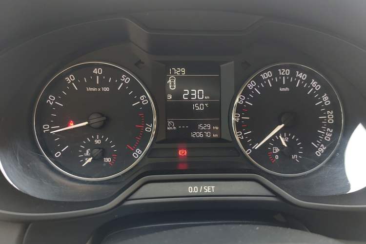 Used Skoda Octavia 2015 1.6L Manual Yijie Edition