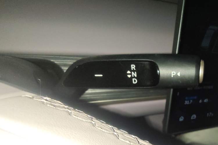 Used ONVO L60 2024 60 kWh Rear-Drive Version