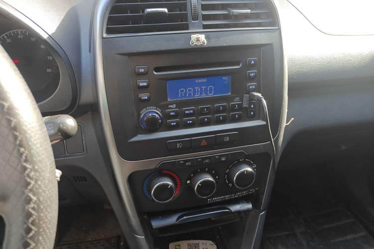 Used Chery Tiggo 3 2014 1.6L Manual Fashion Edition Audio And AC Panel