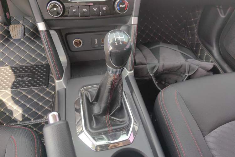 Used BAIC Senova X55 2016 1.5L Manual Comfort Version
