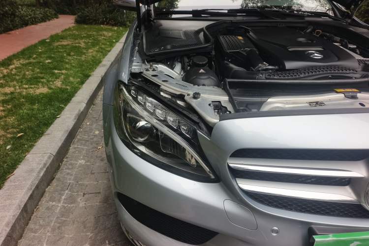 Used Mercedes-Benz C-Class 2017 Facelift C 200 L Sport Edition