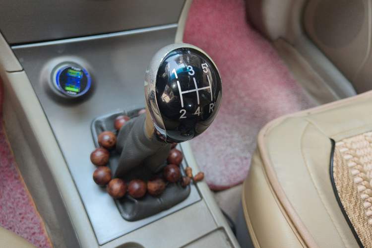 Used Geely Auto Ocean 2011 New Edition 1.5L Manual Comfort Model Gear Lever