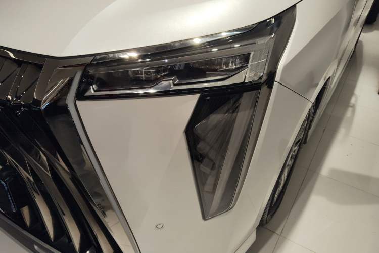 Used GAC Trumpchi M8 2023 Zongshi Series 400T Flagship Edition