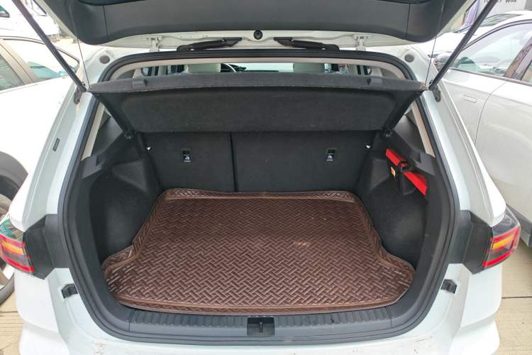 Used Volkswagen Tharu 2024 300TSI Two-Wheel-Drive Moonlight Edition Trunk