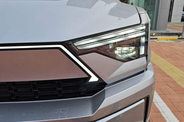 Used Brave warrior M817 2025 Model, Pro
