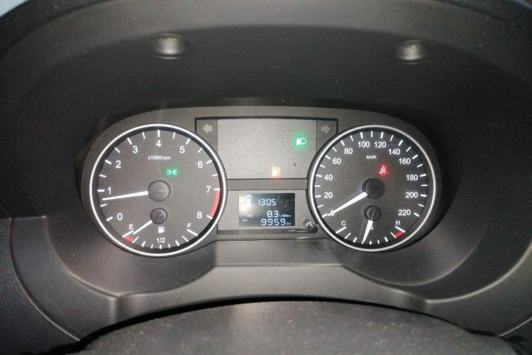 Used JAC Refine M3 2023 PLUS 1.8L 7/8-seater Elite Edition