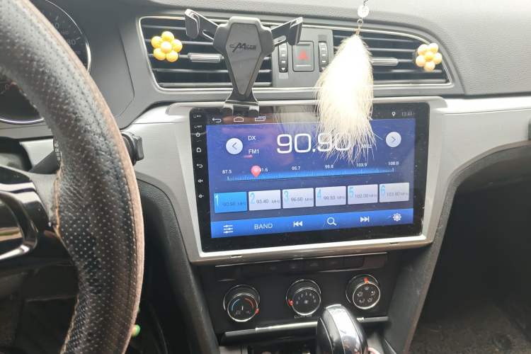 Used Volkswagen Lamando 2018 230TSI DSG Fashion Edition
