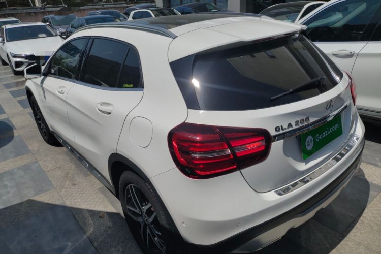 Used Mercedes-Benz GLA 2017 GLA 200 Fashion Model
