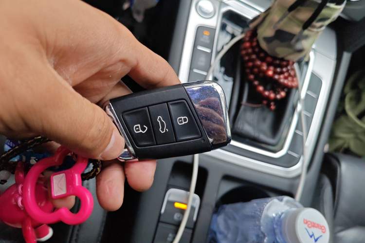 Used Volkswagen Variant 2017 380TSI Two-Wheel Drive Comfort Edition
