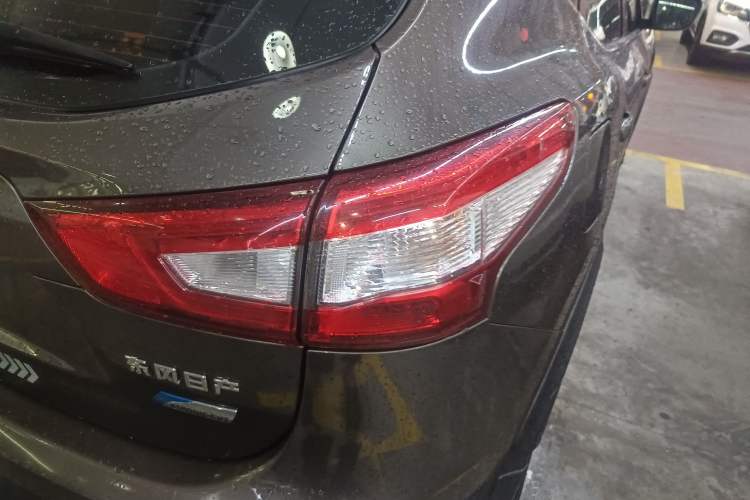 Used Nissan Qashqai 2016 2.0L CVT Elite Edition Right Rear Taillight