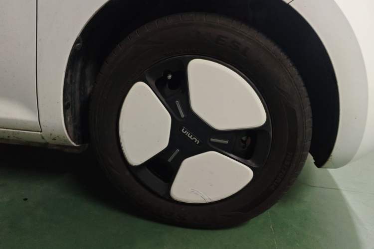 Used CHANGAN NEVO Lumin 2023 205km Xiangqin Version Right Front Wheel Hub