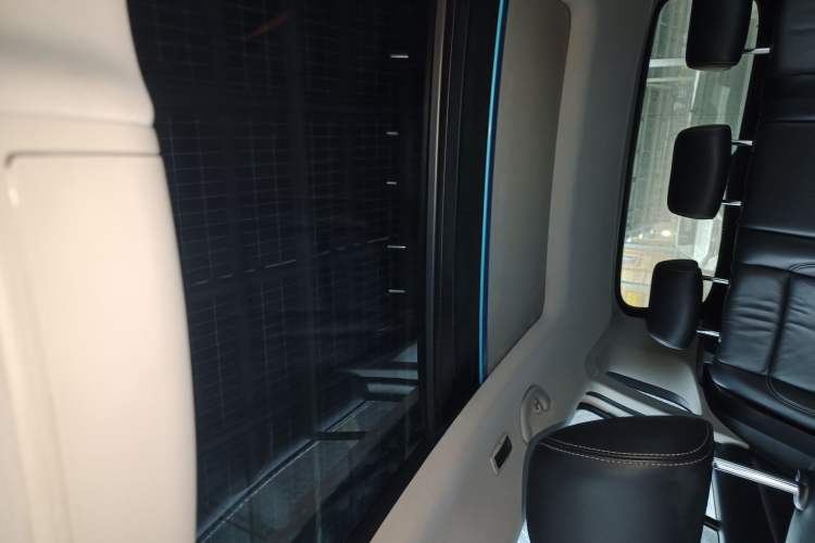 Used Volkswagen Tiguan L 2016 280TSI Automatic Two-Wheel Drive Silk Road Comfort Edition
