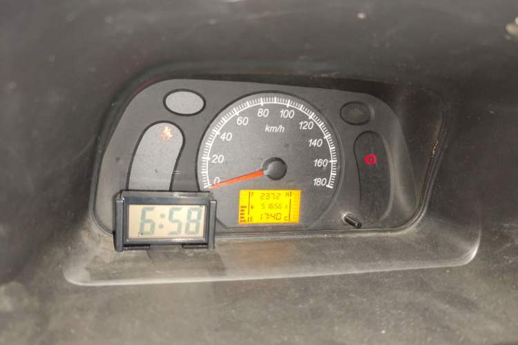 Used Wuling Zhiguang 2015 1.2L Practical LS-I Model