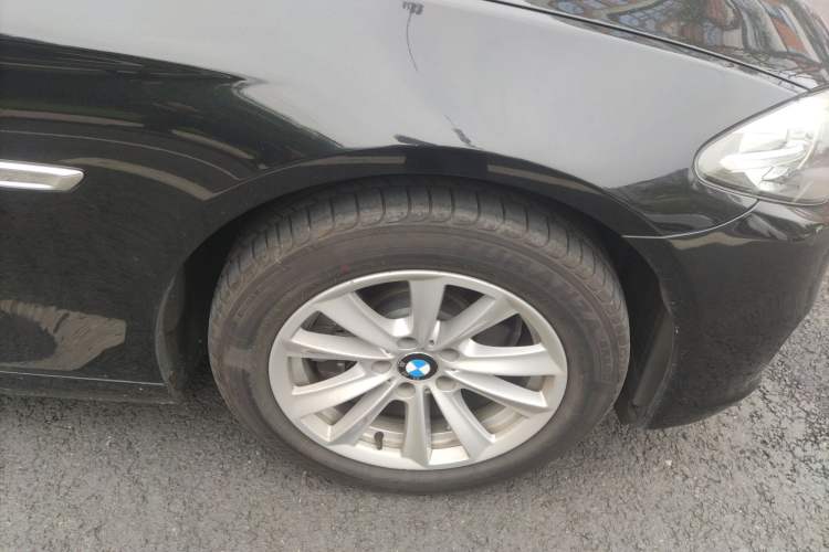 Used BMW 5 Series 2017 520Li Elegant Edition
