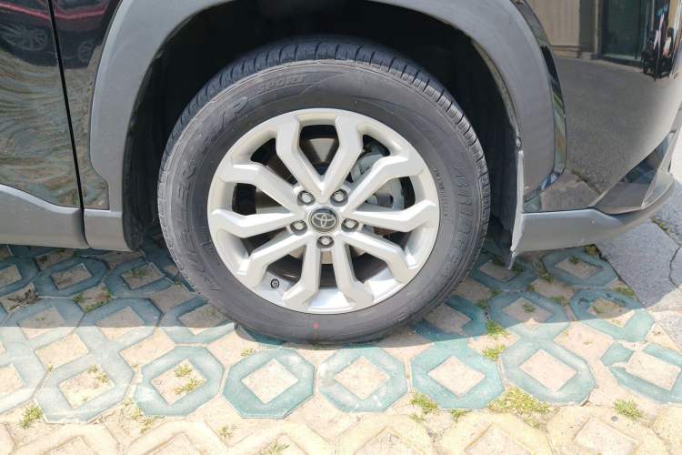 Used Toyota FRONTLANDER 2023 2.0L CVT Elite Edition