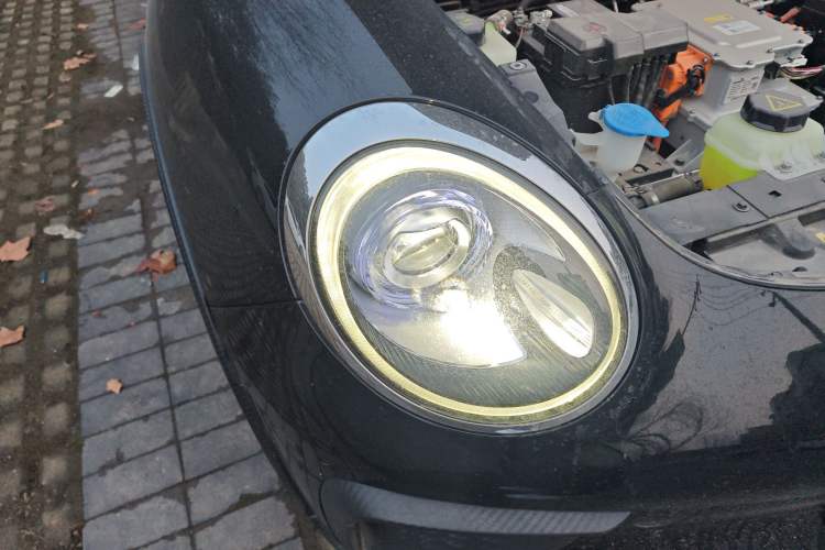 Used ORA Good Cat GT 2023 Mulan Edition 401km Luxury Version
