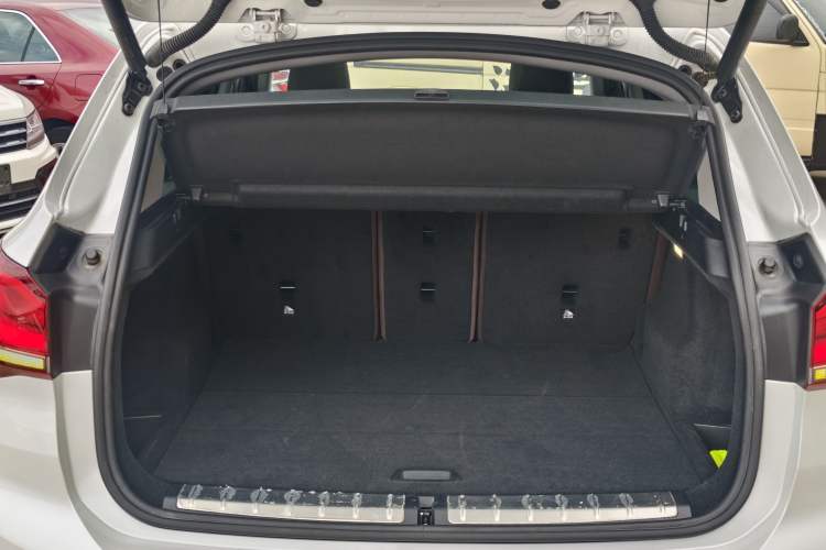 Used BMW X1 2021 Restyled sDrive25Li Leading Edition
