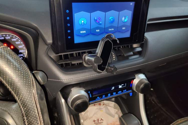 Used Toyota RAV4 2021 2.0L CVT Two-Wheel Drive Urban Edition
