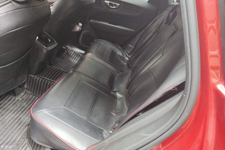 Used Volvo XC60 2019 T5 4x4 Zhiyuan Sport Edition China V Standard