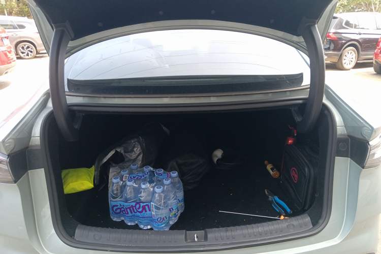 Used BYD Seal 06 New Energy 2024 DM-i 80KM Luxury Model
