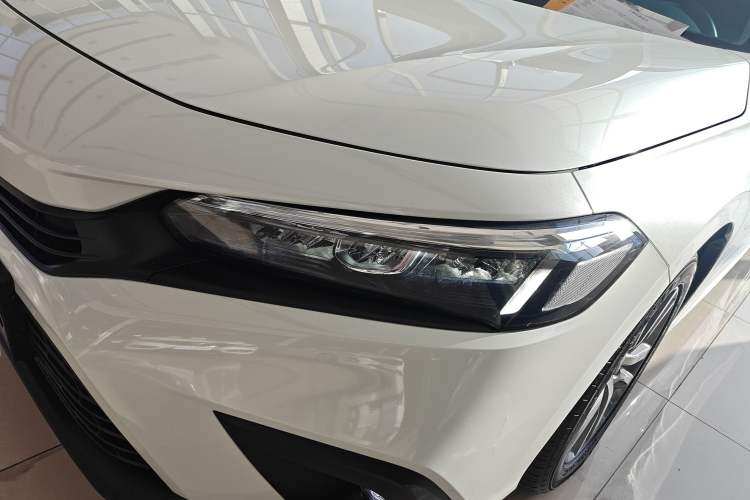 Used Honda Civic 2023 240TURBO CVT Dynamic Edition
