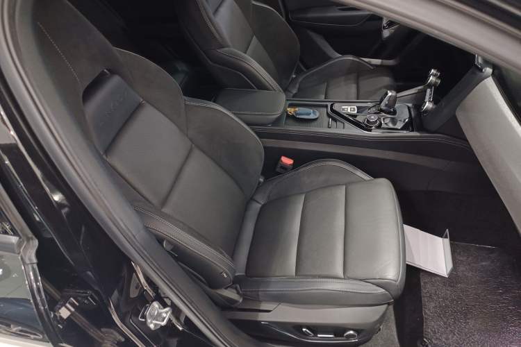 Used Lynk & Co 03 2022 2.0TD DCT JingPro