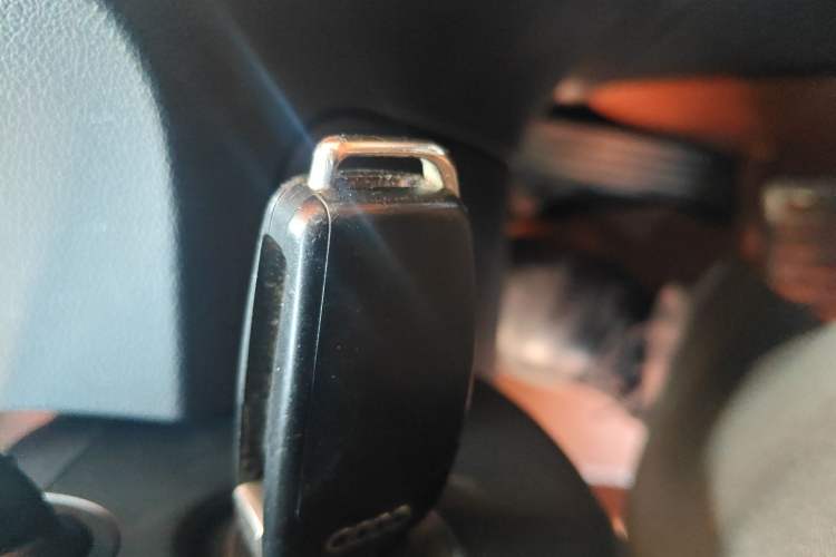 Used Audi Q3 2013 35 TFSI quattro Luxury Model Vehicle Key