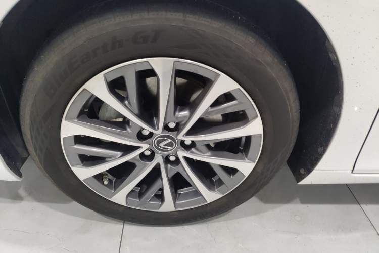 Used Lexus ES 2025 200 Premium Edition