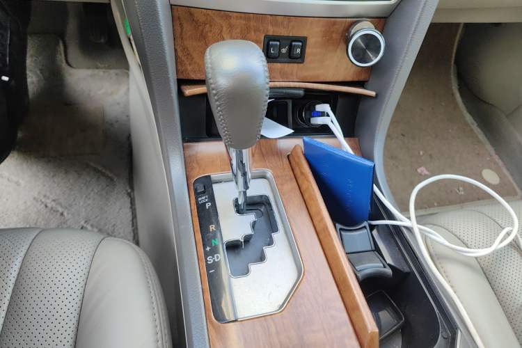 Used Toyota Camry 2011 240G Luxury Anniversary Edition