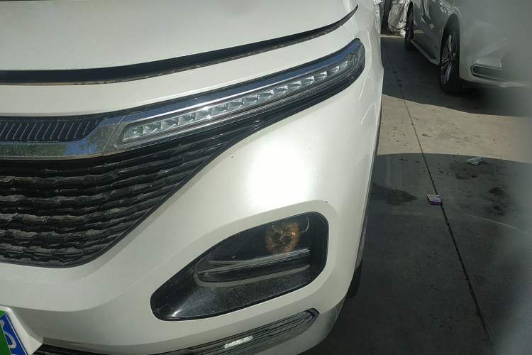 Used Baojun RM-5 2019 1.5T Manual Elite Version with 24-Hour Online Service 6 Seats