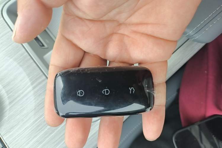 Used Geely Galaxy E8 2024 665 km Range Rear-Drive Starship Long-Range Version Vehicle Key